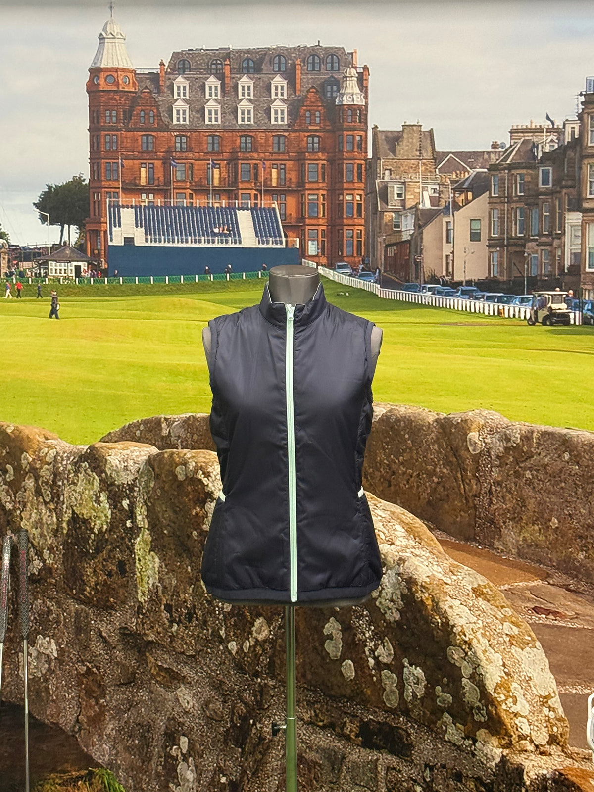 Footjoy insulated rev vest