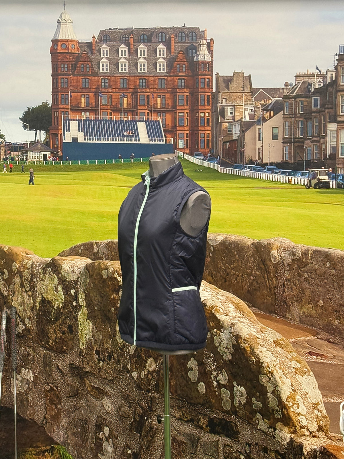 Footjoy insulated rev vest